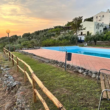 Agriturismo La Valletta Alloggio per agriturismo *